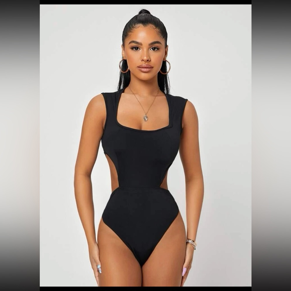 Shein sexy cut out bodysuit size small